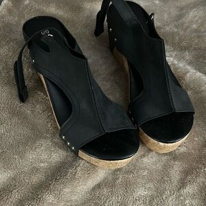 NWOT black wedge heels